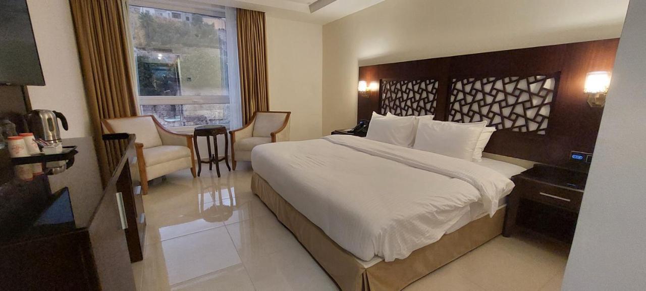 Petra Elite Hotel Wadi Musa Ngoại thất bức ảnh