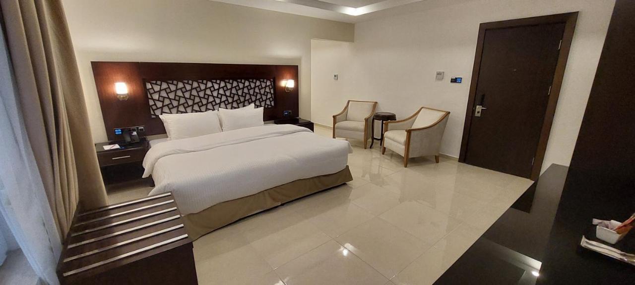 Petra Elite Hotel Wadi Musa Ngoại thất bức ảnh