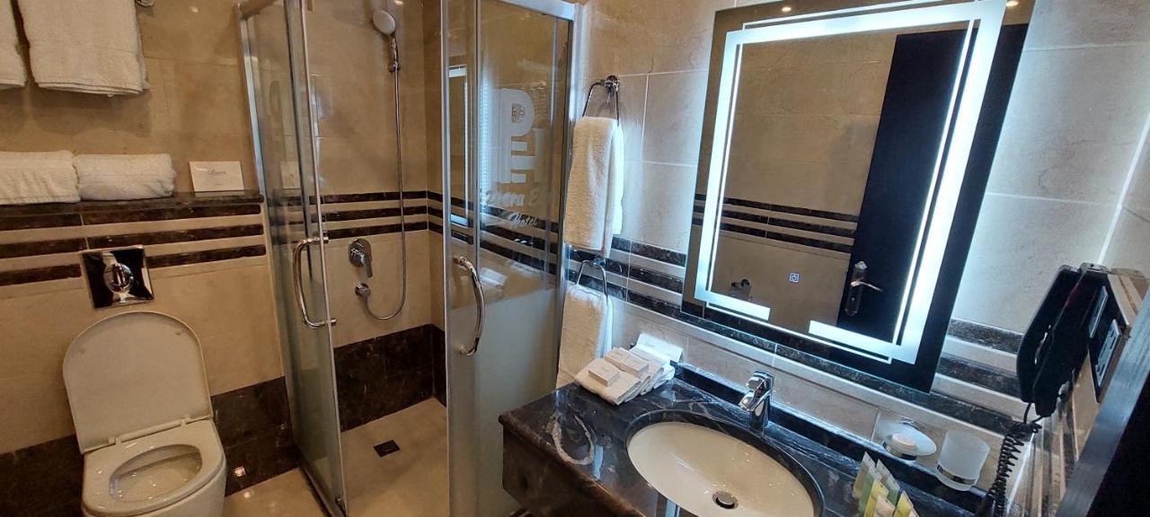 Petra Elite Hotel Wadi Musa Ngoại thất bức ảnh
