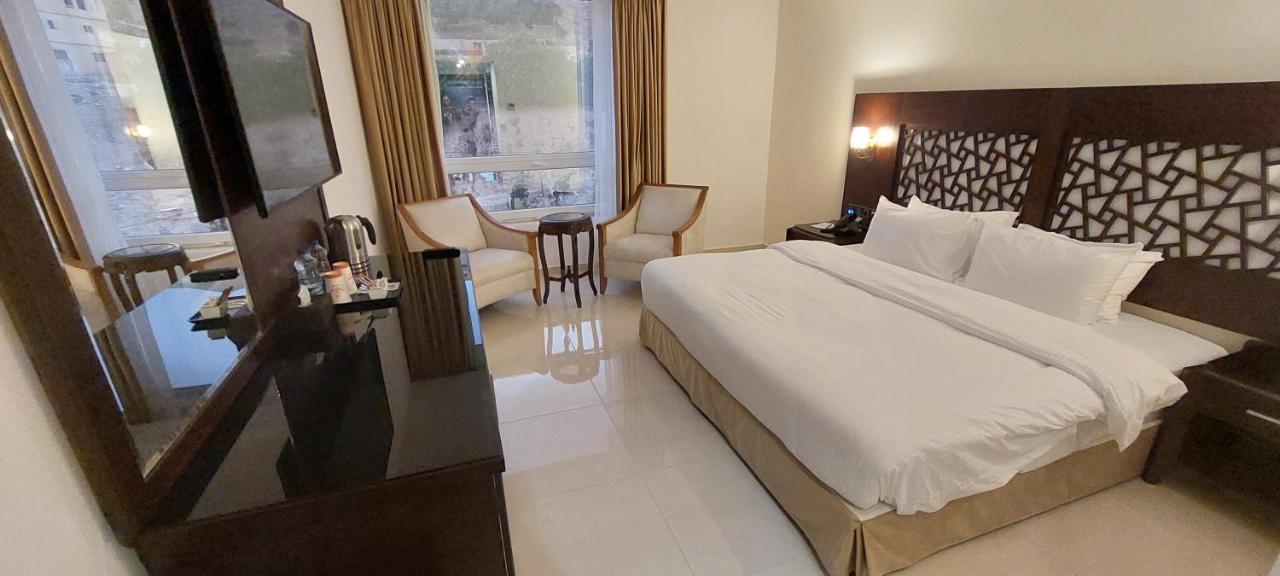 Petra Elite Hotel Wadi Musa Ngoại thất bức ảnh